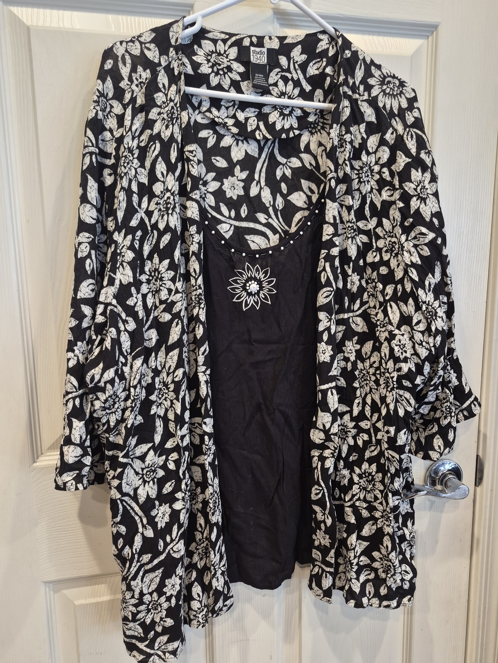 5/25 Studio Works Black & White Floral Tunic